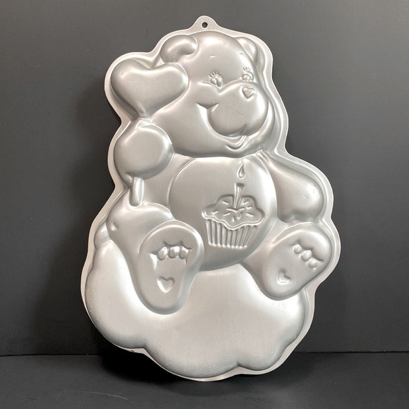 Wilton Kitchen Care Bears Wilton 983 Cake Pan Poshmark